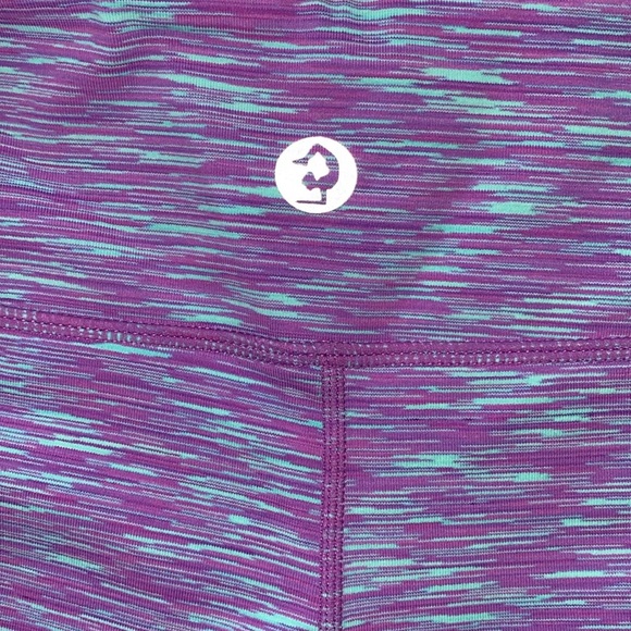 NWT Capri Yoga Leggings - Picture 4 of 11